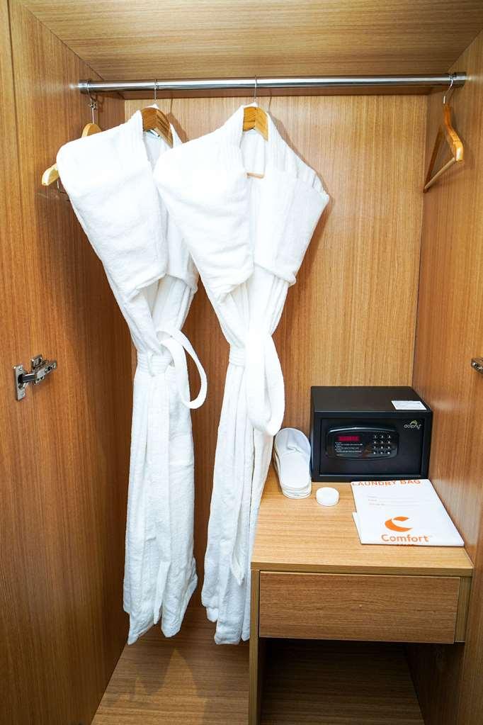 Comfort Inn Удайпур Номер фото